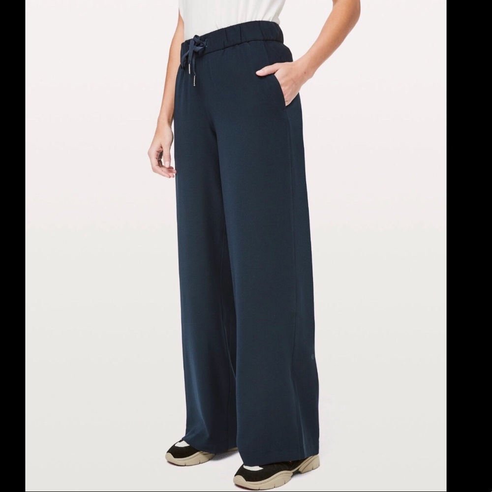 Lululemon pants